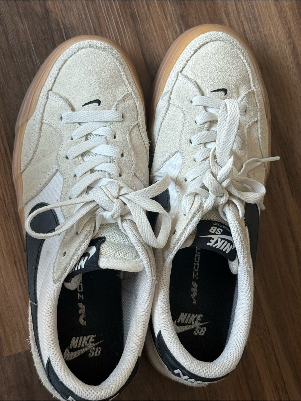 Nike Kids Sneakers in Cream and Black with Gum Sole